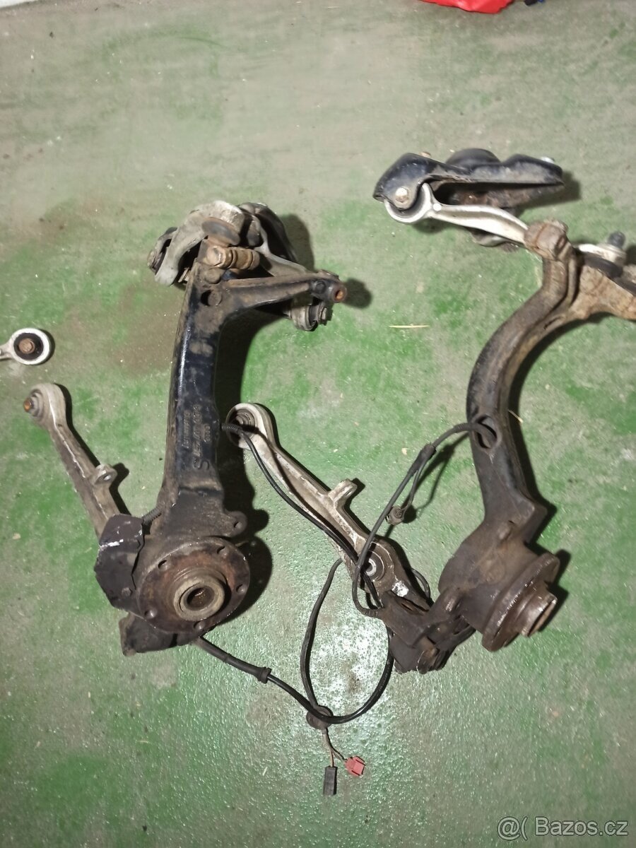 Prodám těhlice na Audi a4b5 - 2