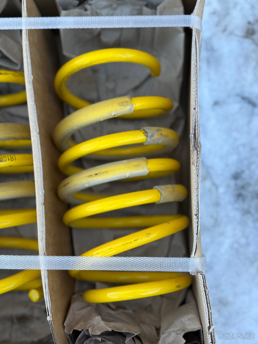 ST pružiny na Golf 7.5 R 4 motion - 2