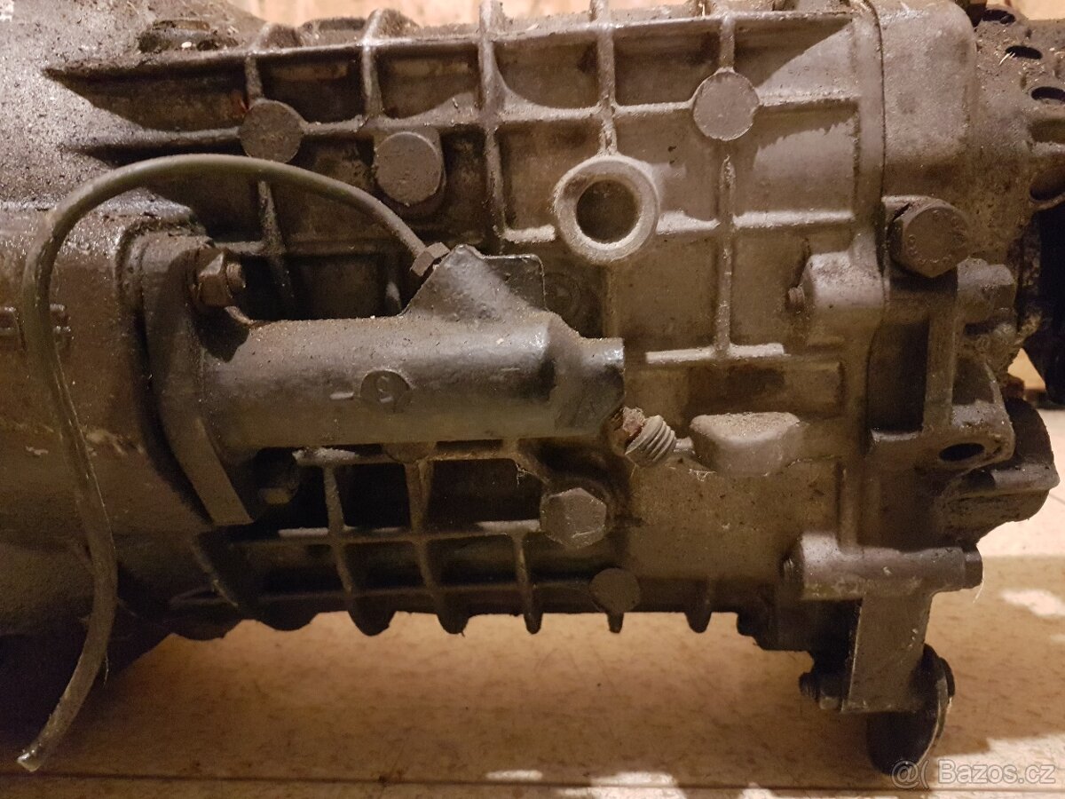 Převodovka BMW e21 pro motor m10, 4 rychlostní - 2
