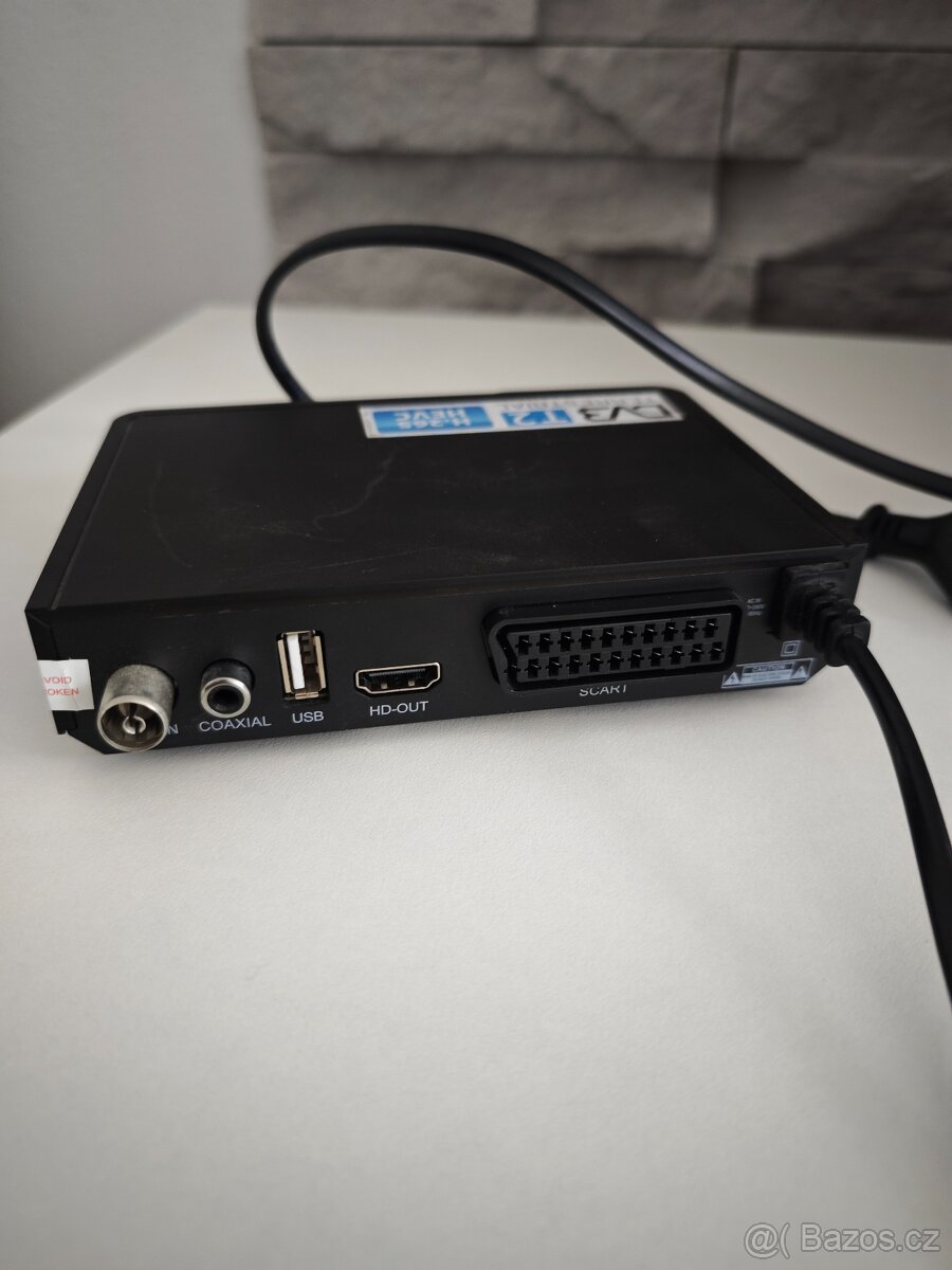 Set-top box EMOS EM190 (DVB-T2 / H.265 HEVC) - 2