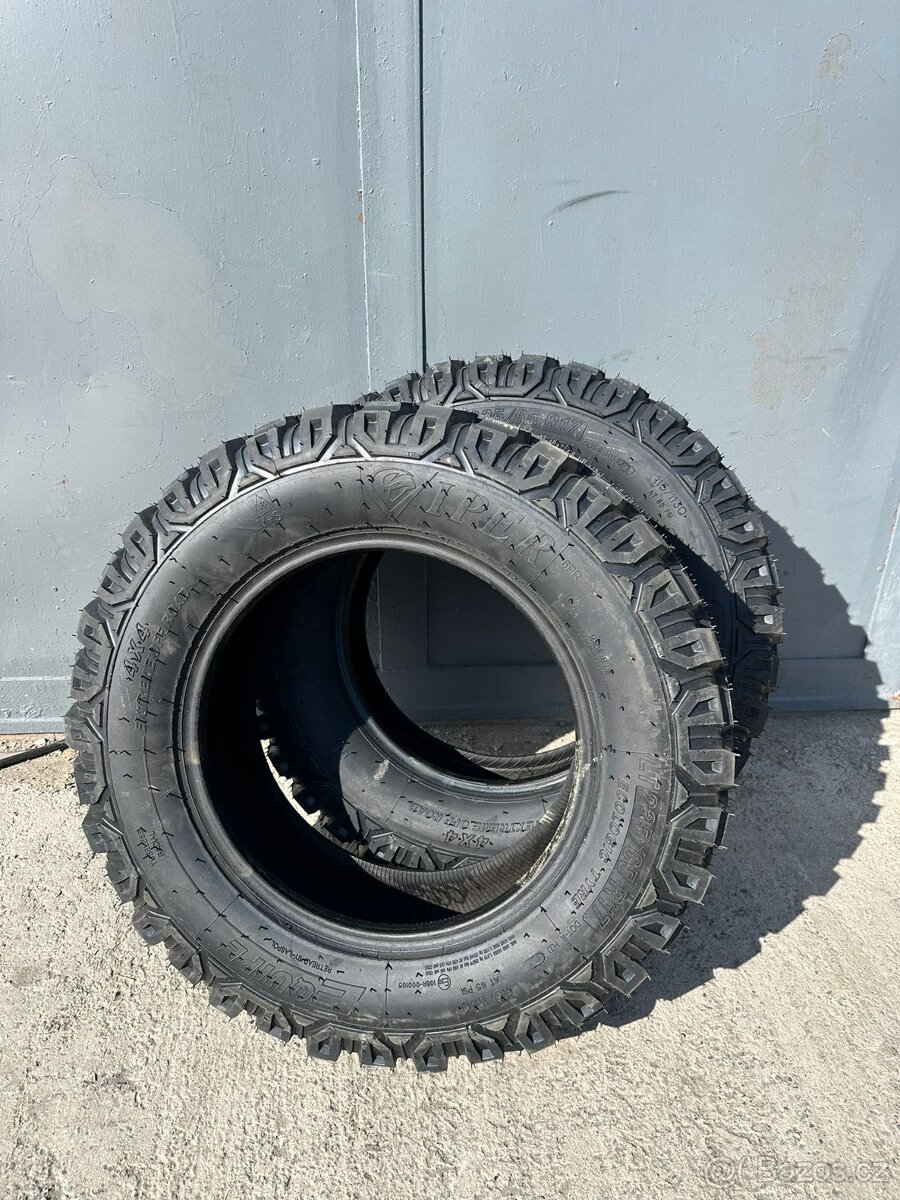 Prodám 2x pneu Viper Equipe 235/65r17 - 2
