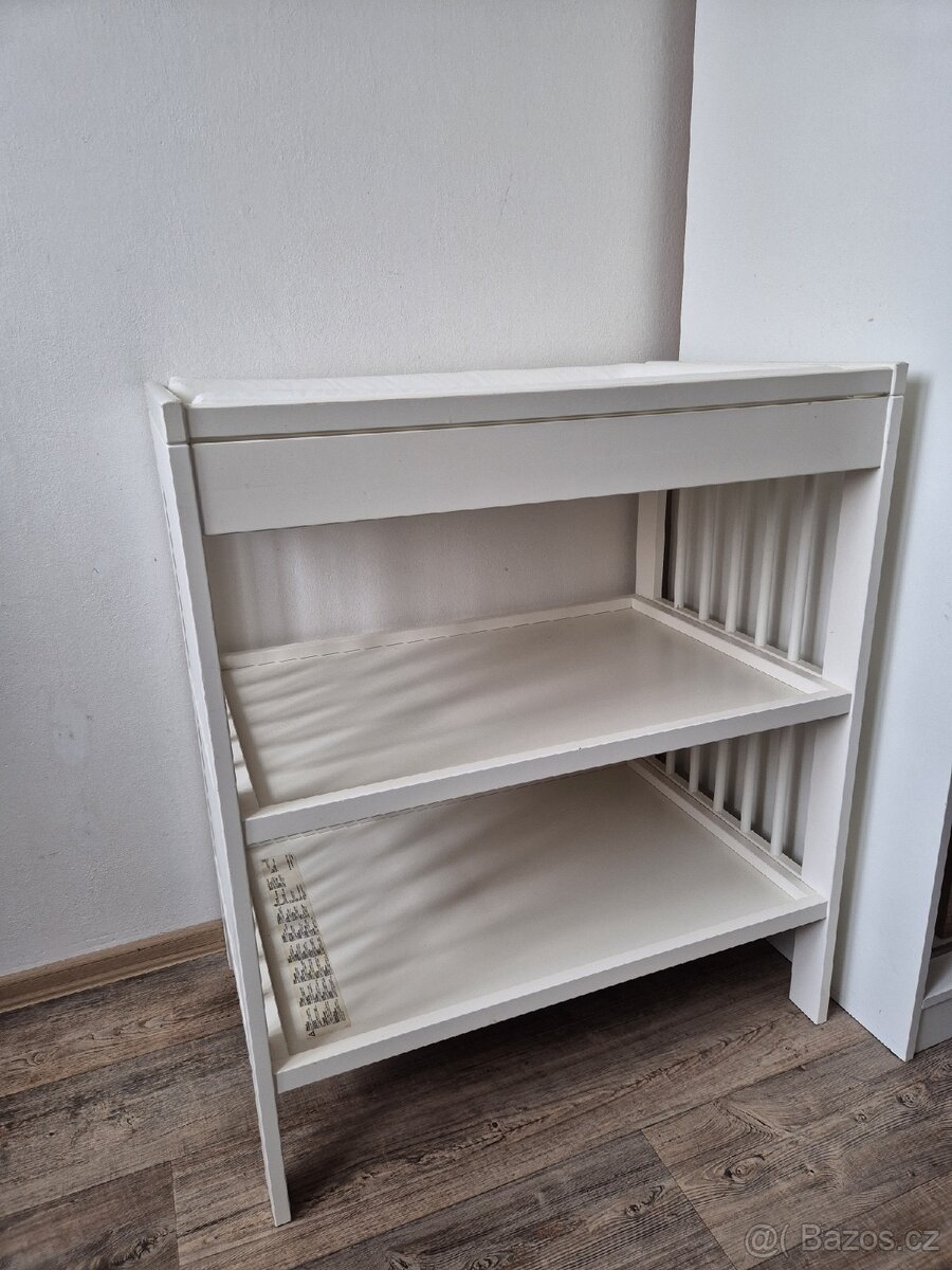 Přebalovací pult - 2