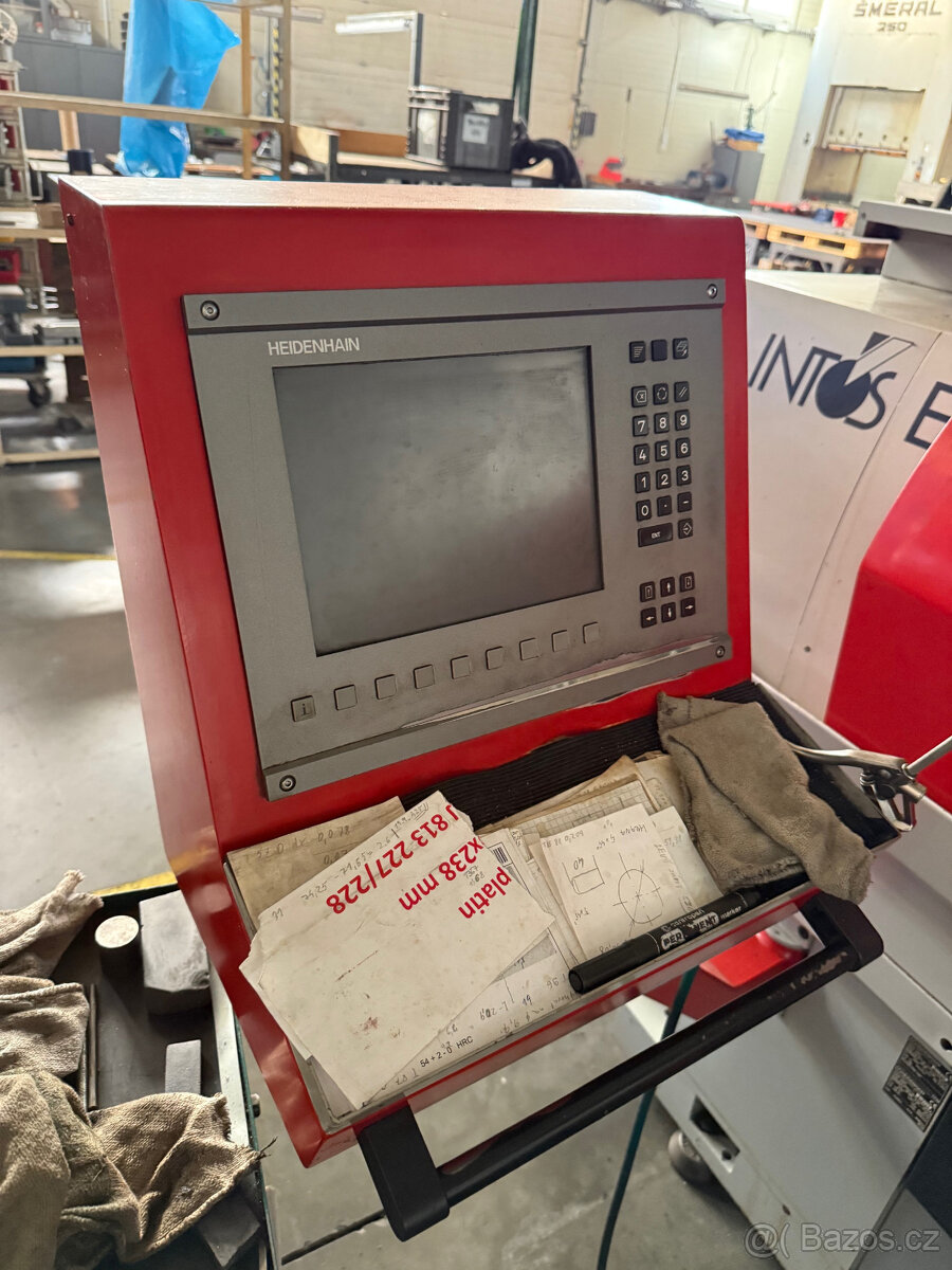 soustruh hrotový CNC INTOS E 160 - 2