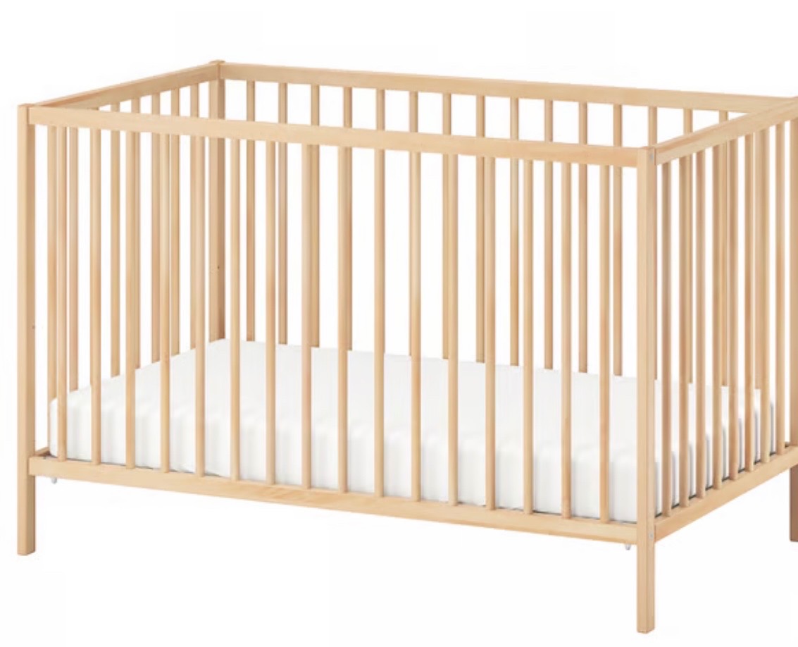 Dětská dřevěná postýlka IKEA - 2