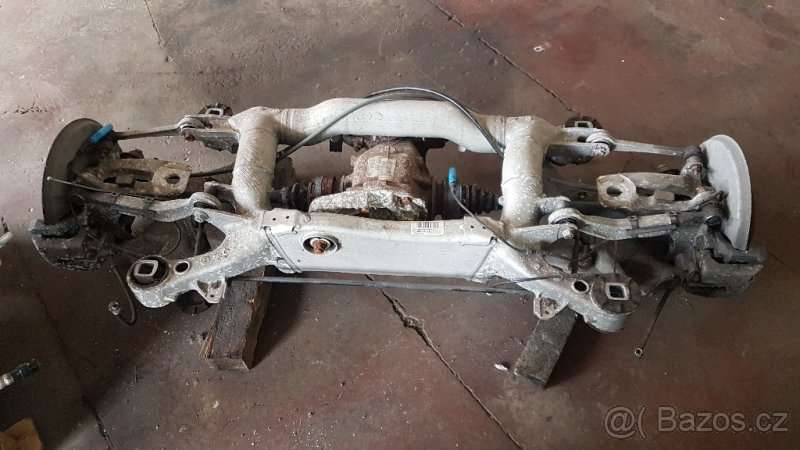 zadní náprava BMW E61 komplet - 2