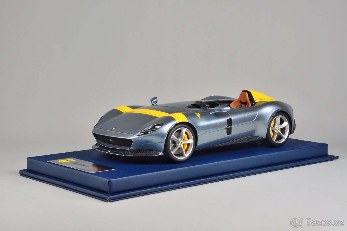 Ferrari Monza SP1 + vitrína 1:18 - 2