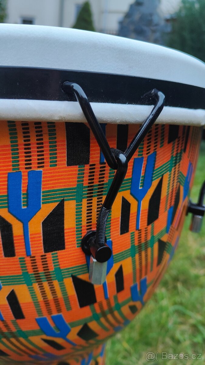 Toca SFDMX-14KB 14" djembe s obalem - 2