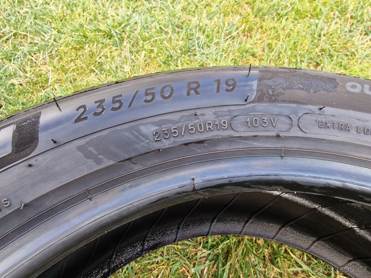 Letní pneu 225/50 R19 - 2