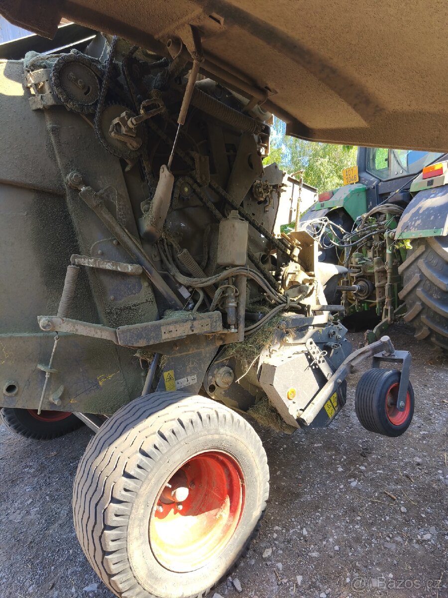 Lis na kulaté balíky Claas variant 365rc - 2