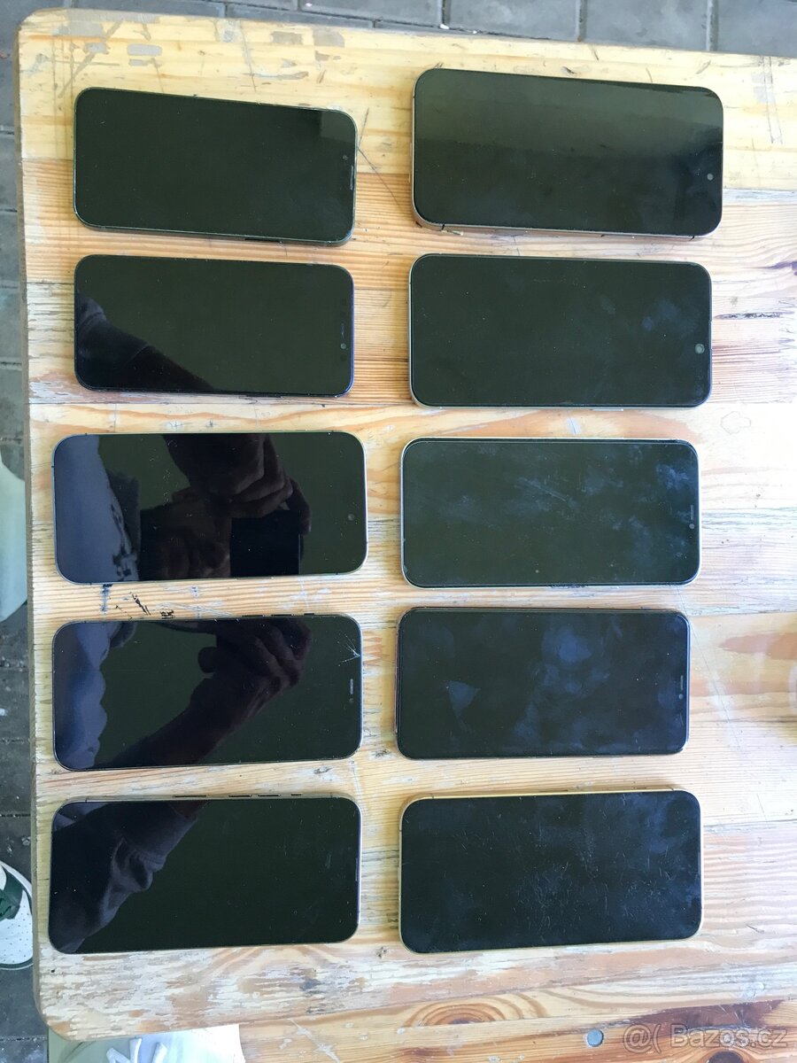Prodam iPhone na díly - 2