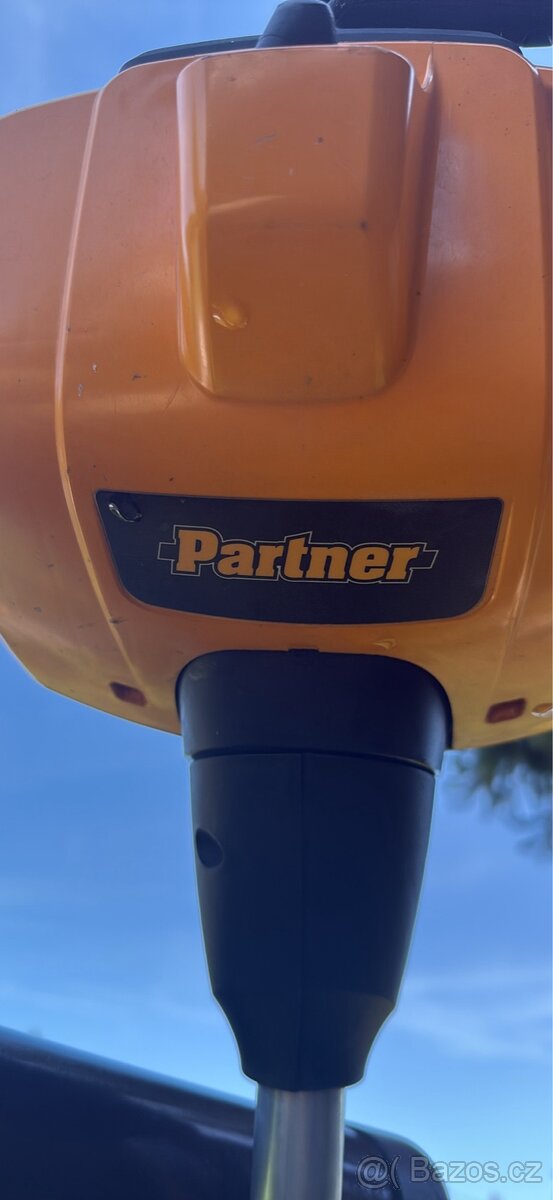 Vyžínač Partner-benzínový - 2