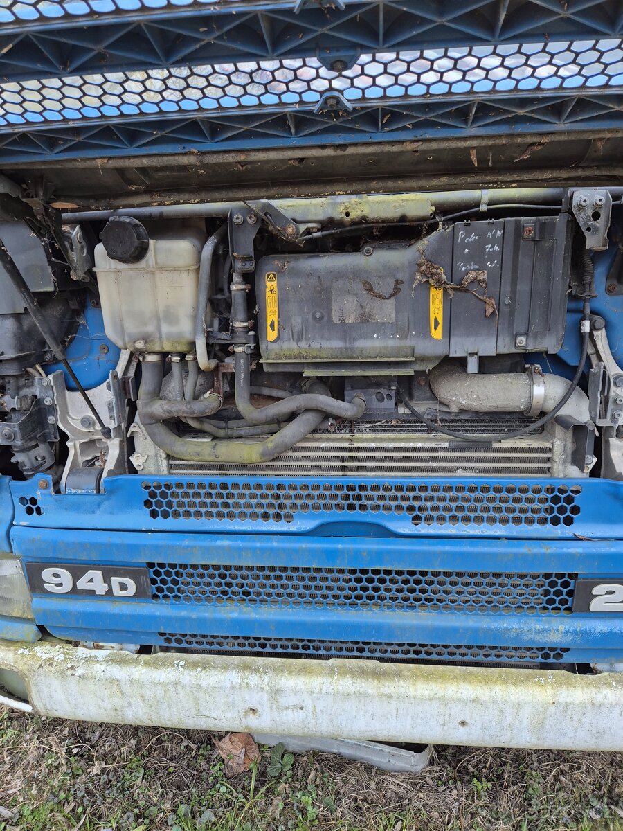 Scania p94 220 - 2