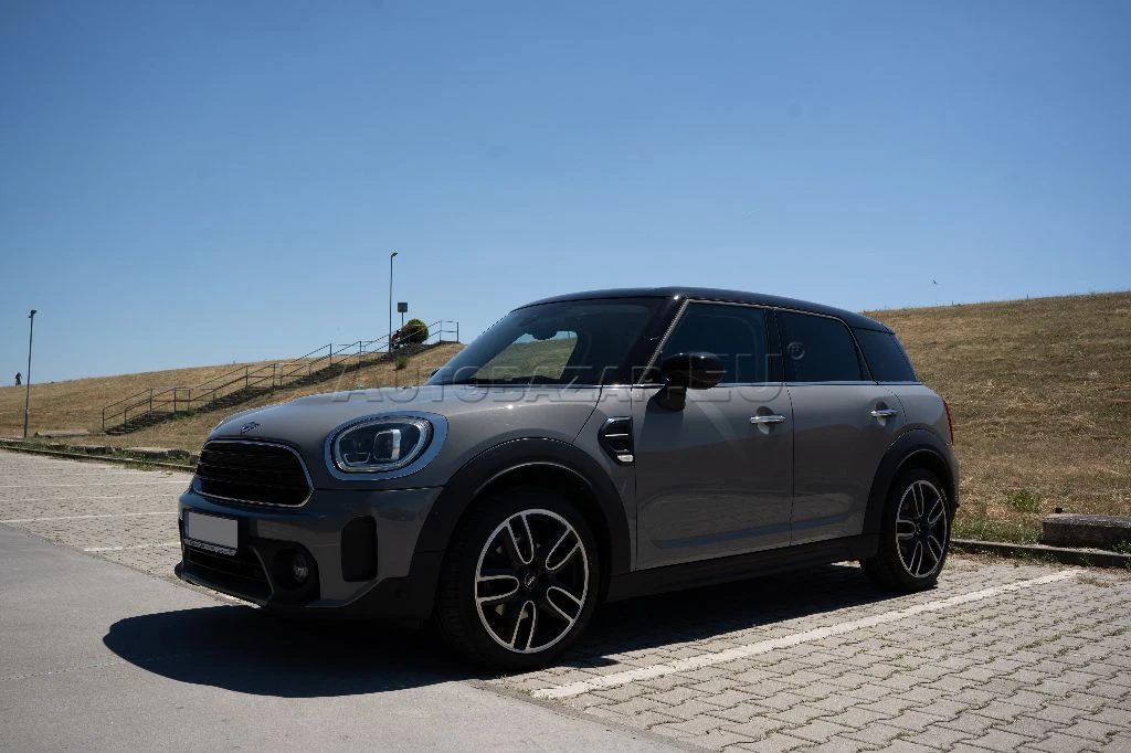 Mini Cooper Countryman F60 - 2