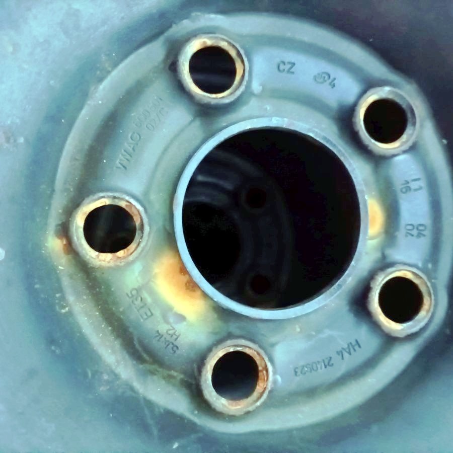 14" plechová kola – 5x100 – ŠKODA (VW, AUDI, SEAT) Disky: - 2