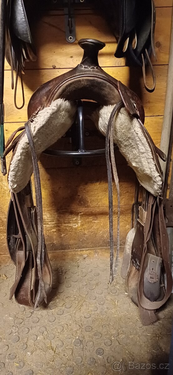 Westernové sedlo - 2