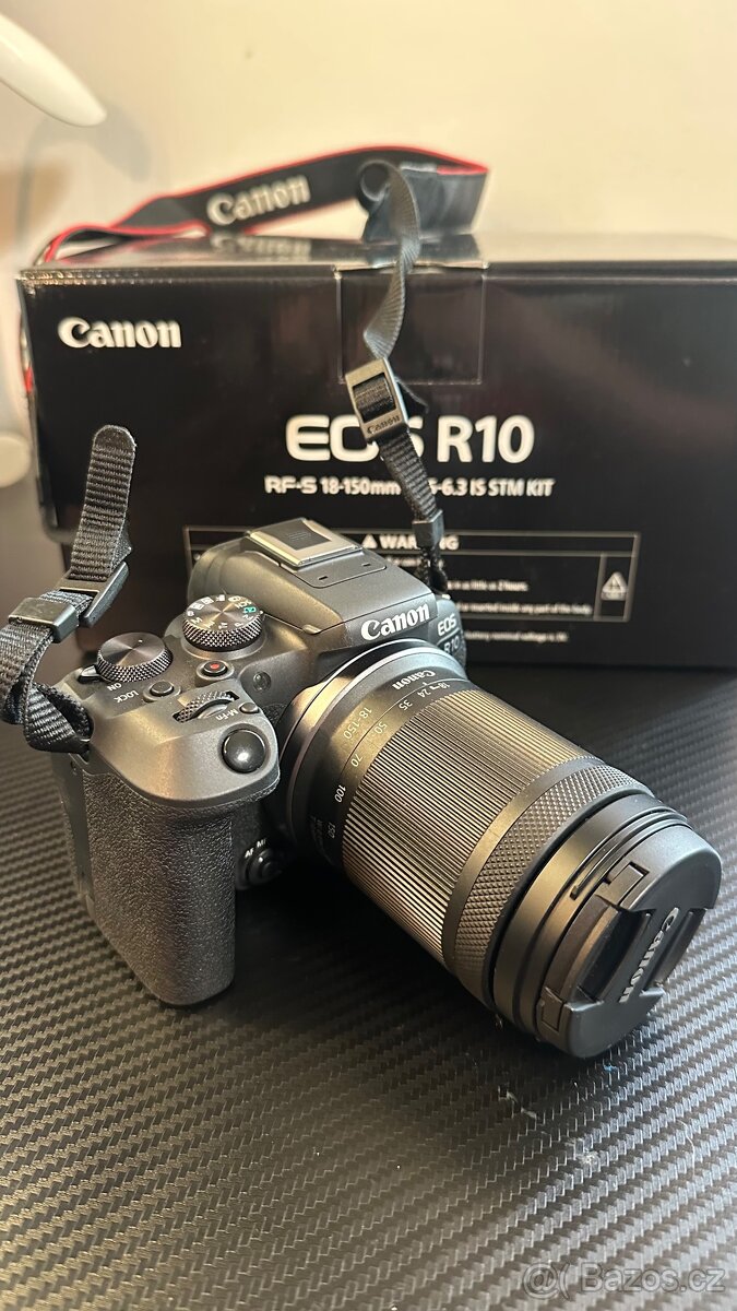 Canon EOS R10 + RF-S 18-150mm - 2