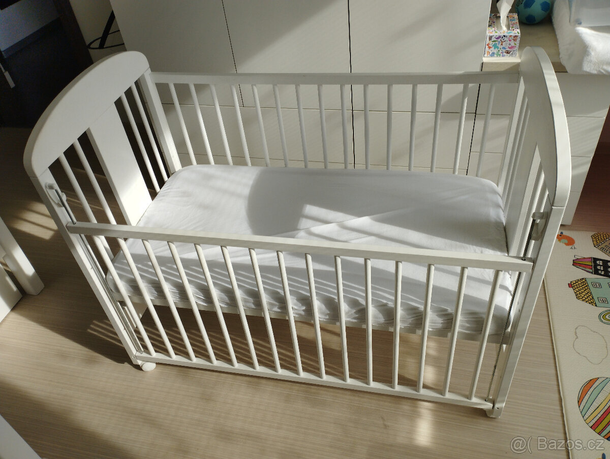 Puppolina Olina dětská kvalitní postýlka Bílá stahovací bok - 2