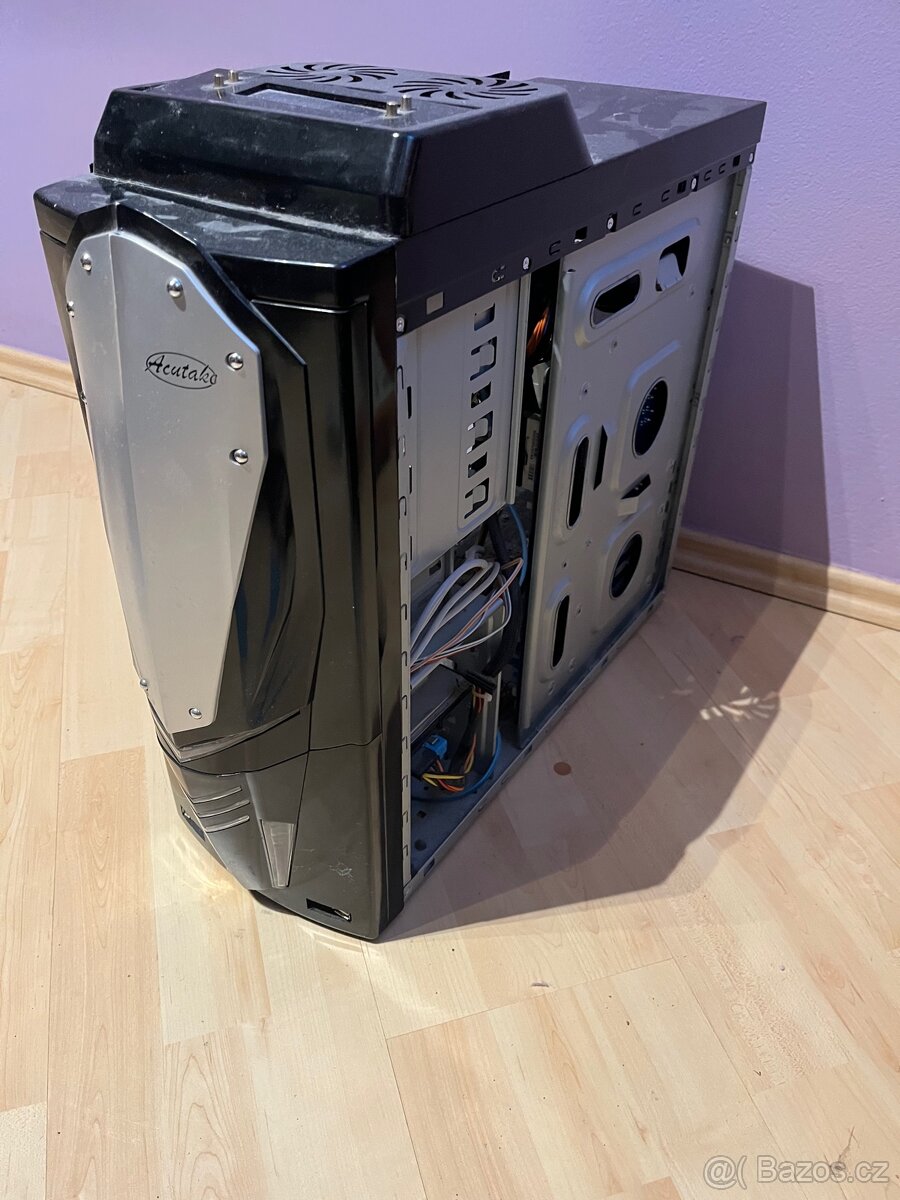 Prodám starý ale funkční počítač - 2