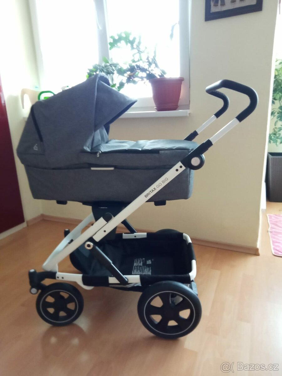 Britax Go Big trojkombinace + spousta doplňků Super stav - 2