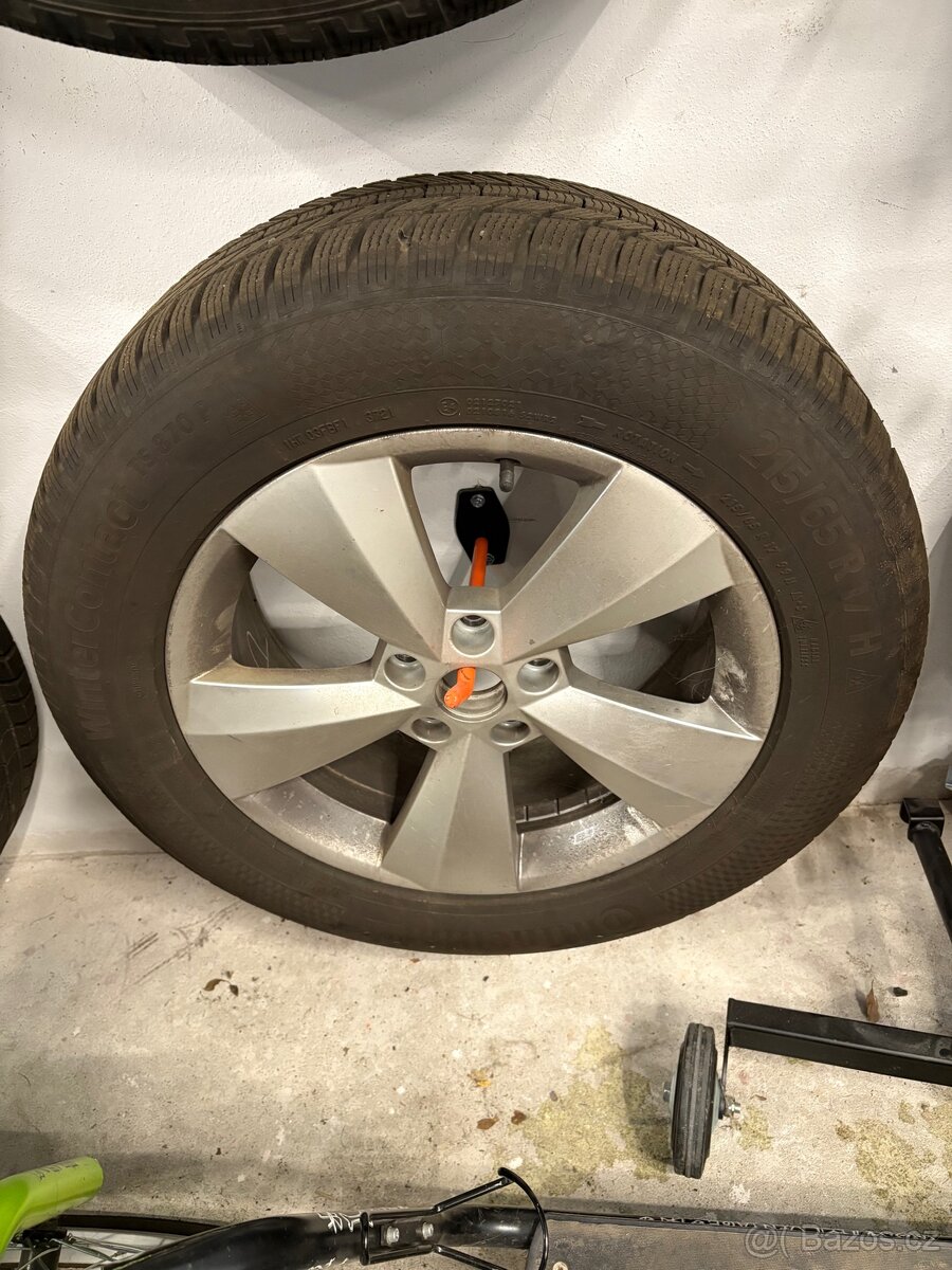 Škoda Kodiaq originální alu disky 17” + zimní pneu - 2