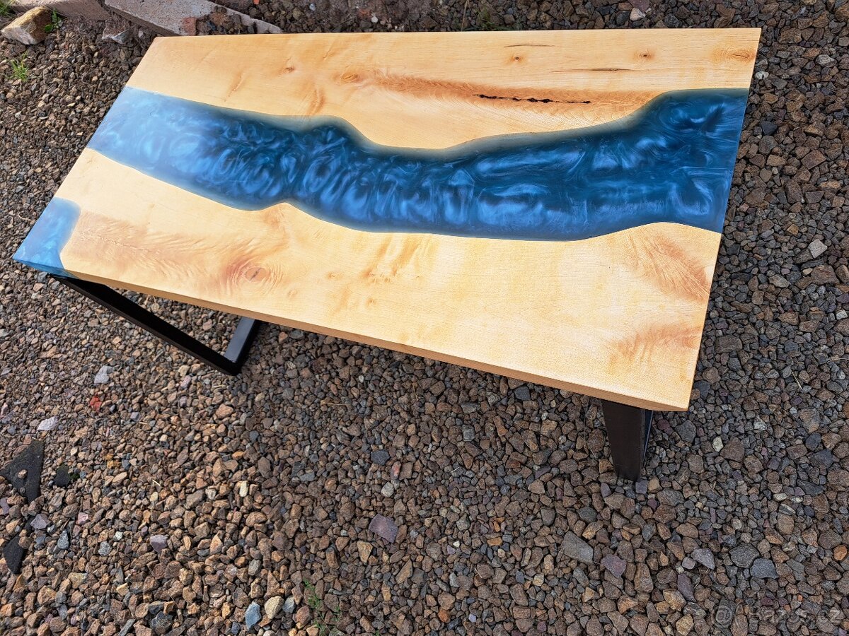 Epoxidový stůl modrý + masiv - 2