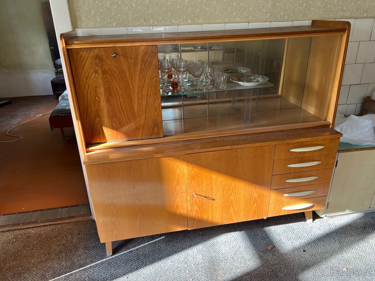 Retro obývací stěna - 2