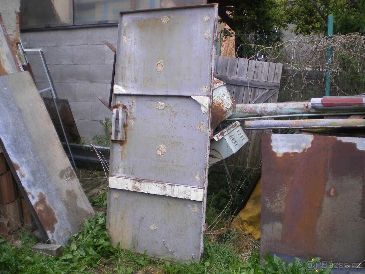 Ocelové historizující dveře 87x196 cm i výměnou - 2