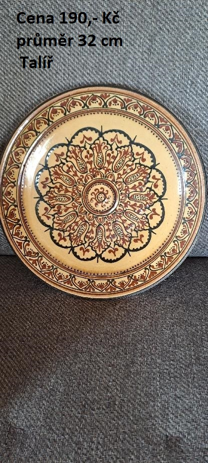 Prodám keramické talíře a mísy - 2