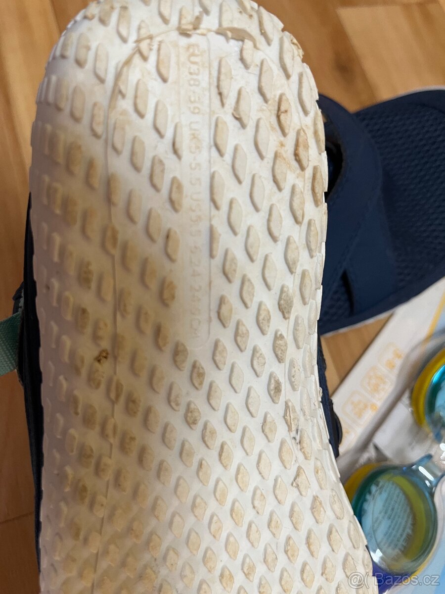 Boty do vody vel. 38 - 2