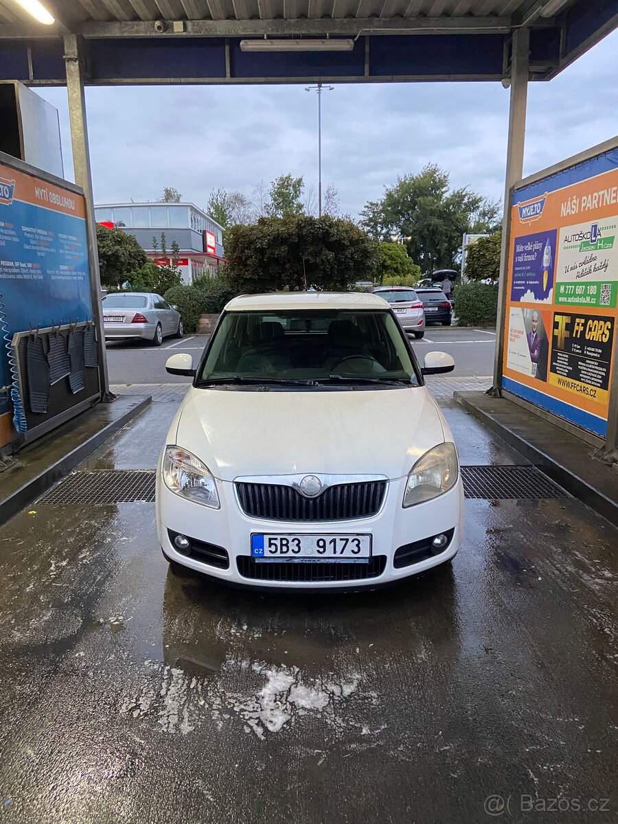 Škoda Fabia II - 2