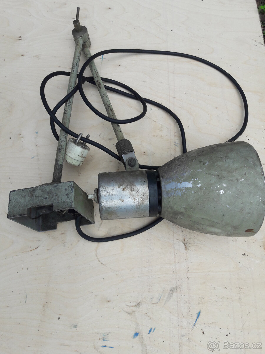 Stojan na vrtačku + lampa - 2