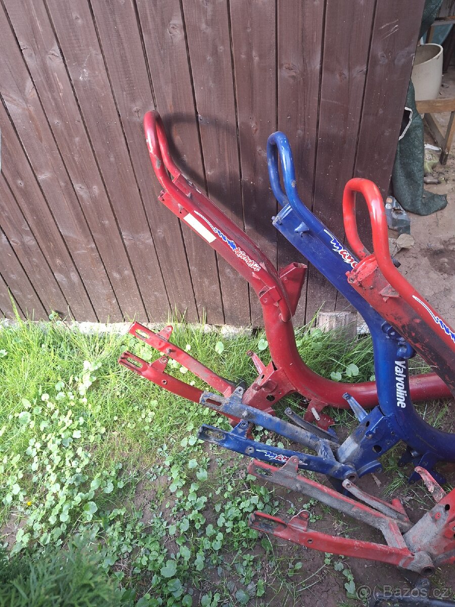 Manet Korádo:;::; - 2