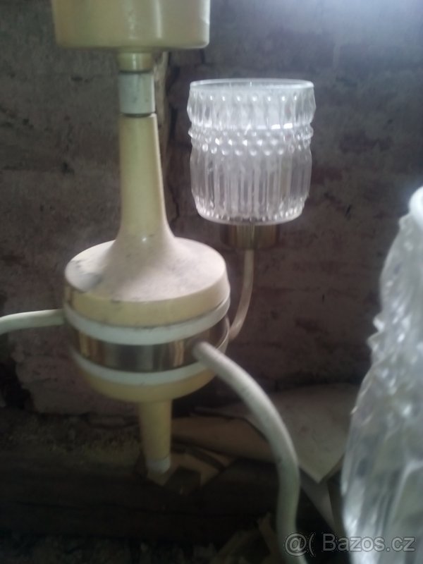 Retro lustr - 2