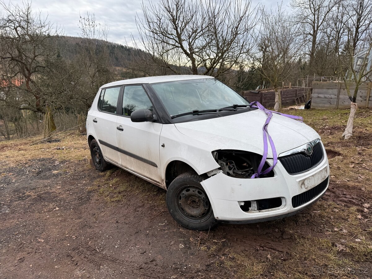 Prodám díly Fabia 2 bílá - 2