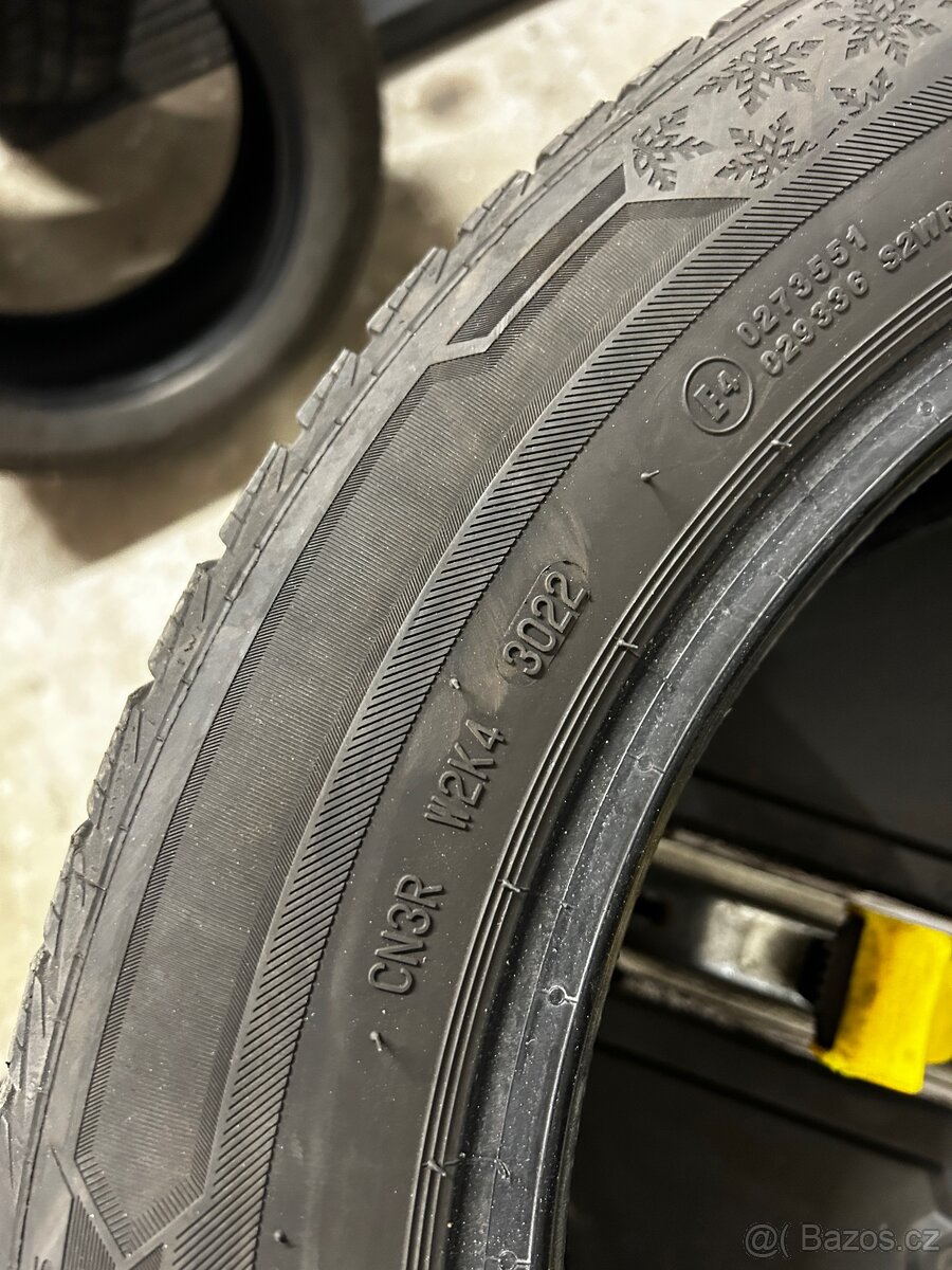 Pneu Barum 215/55 R17 - 2