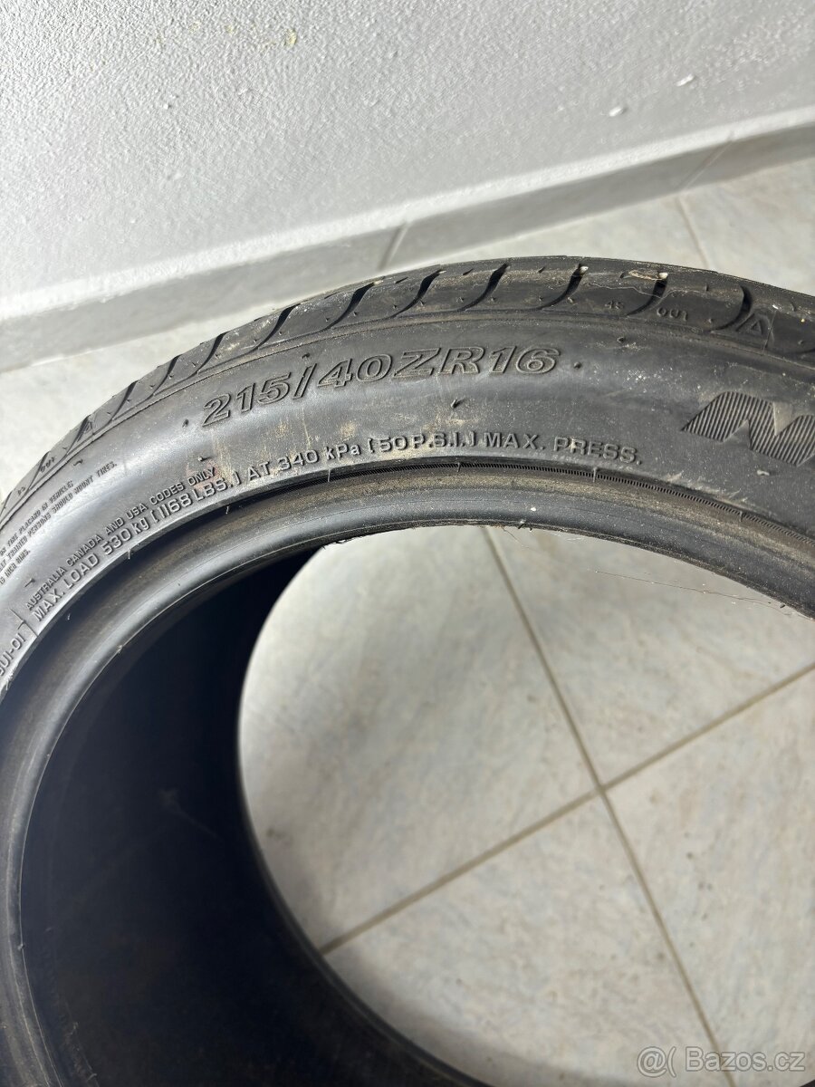 Letní pneu 215/40 R 16 - 2