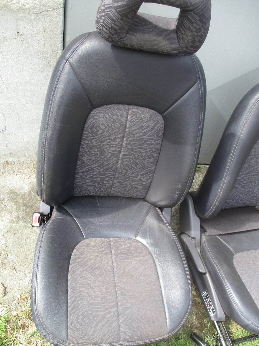 Přední sedačky Mercedes A - 2
