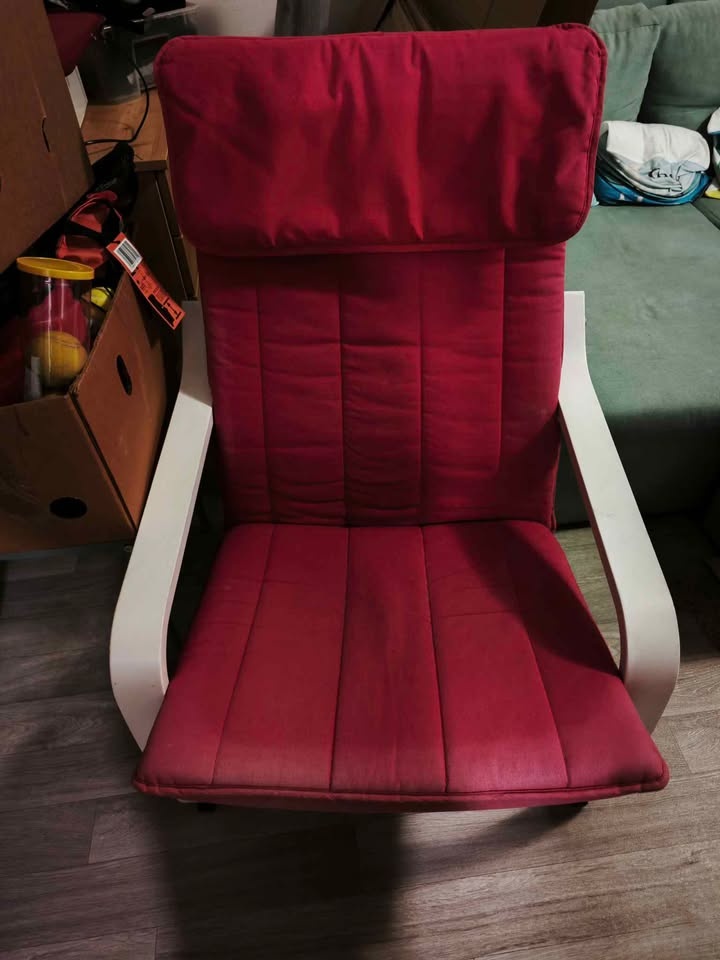 bílé křeslo Ikea Poang - 2
