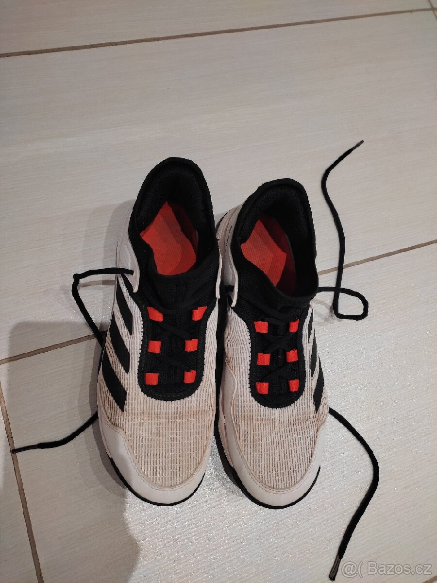 Adidas vel. 6 - 2