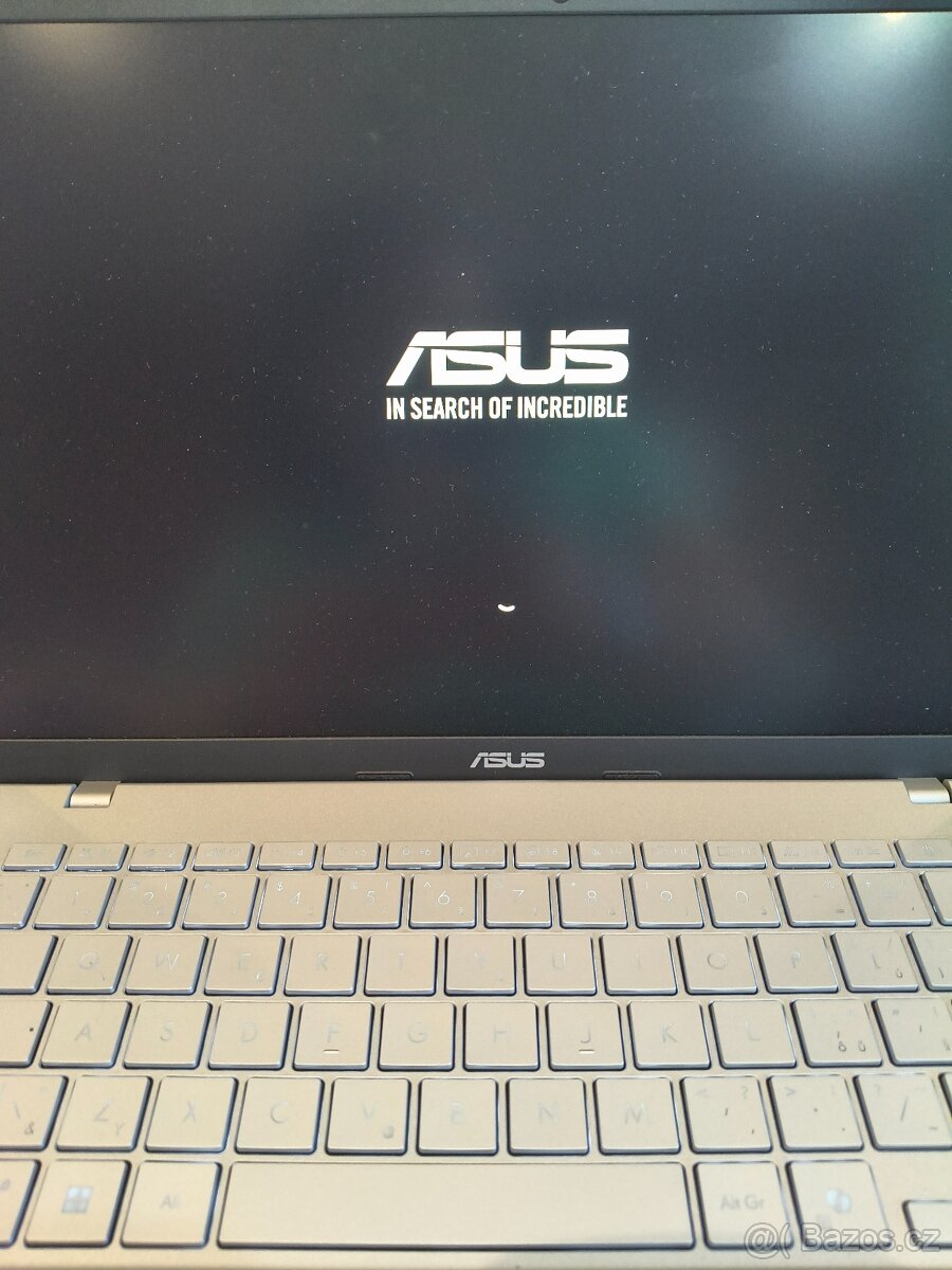 Notebook Asus Vivobook S14 M3407HA-LY014W v záruce - 2