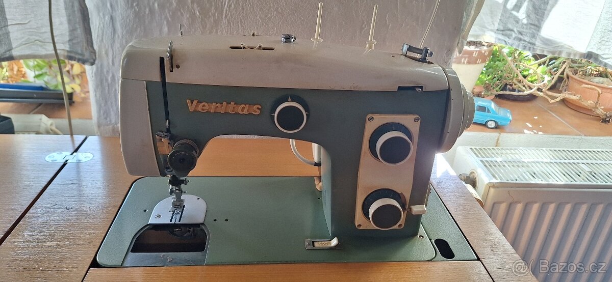 Šicí stro Veritas - 2