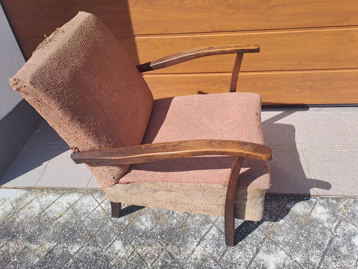 křeslo J.HALABALA - 2