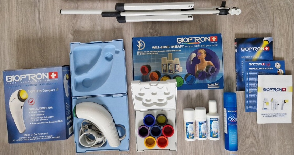 BIOPTRON Compact III, sada filtrů a stojanu - 2