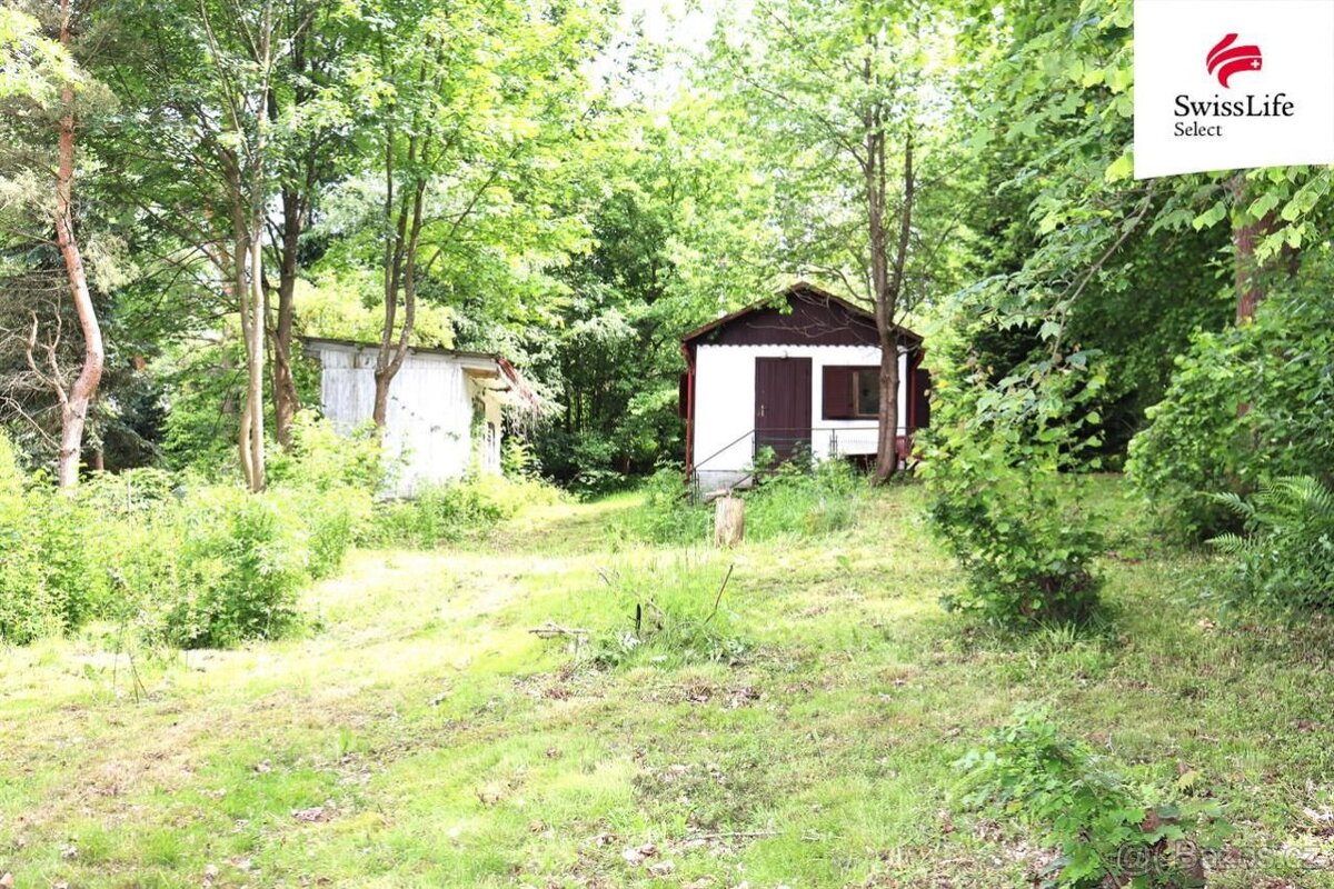 Prodej stavebního pozemku 1277 m2, Černovice - 2