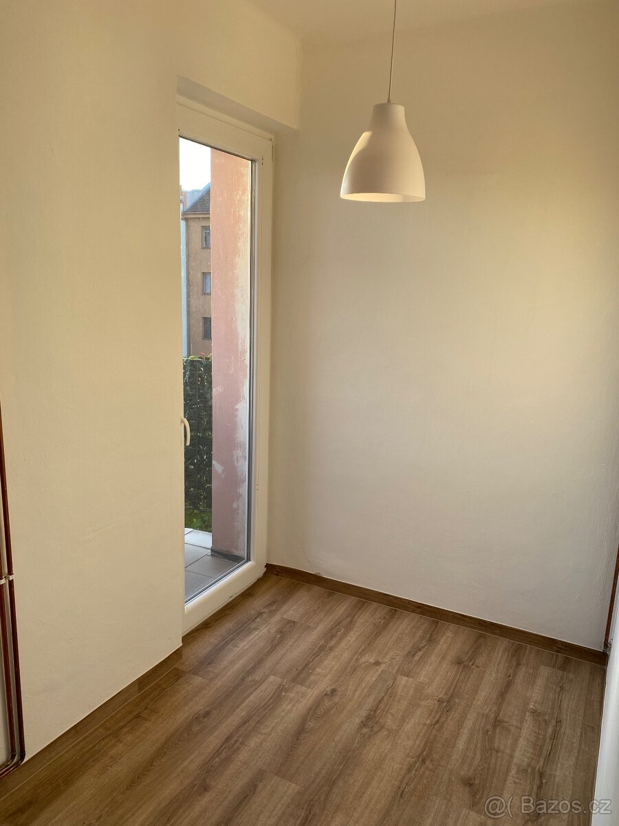 Byt 1+1 v centru Kroměříže - 2