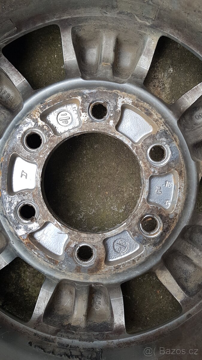 Alu kola orig. Nissan 6x139,7 r15