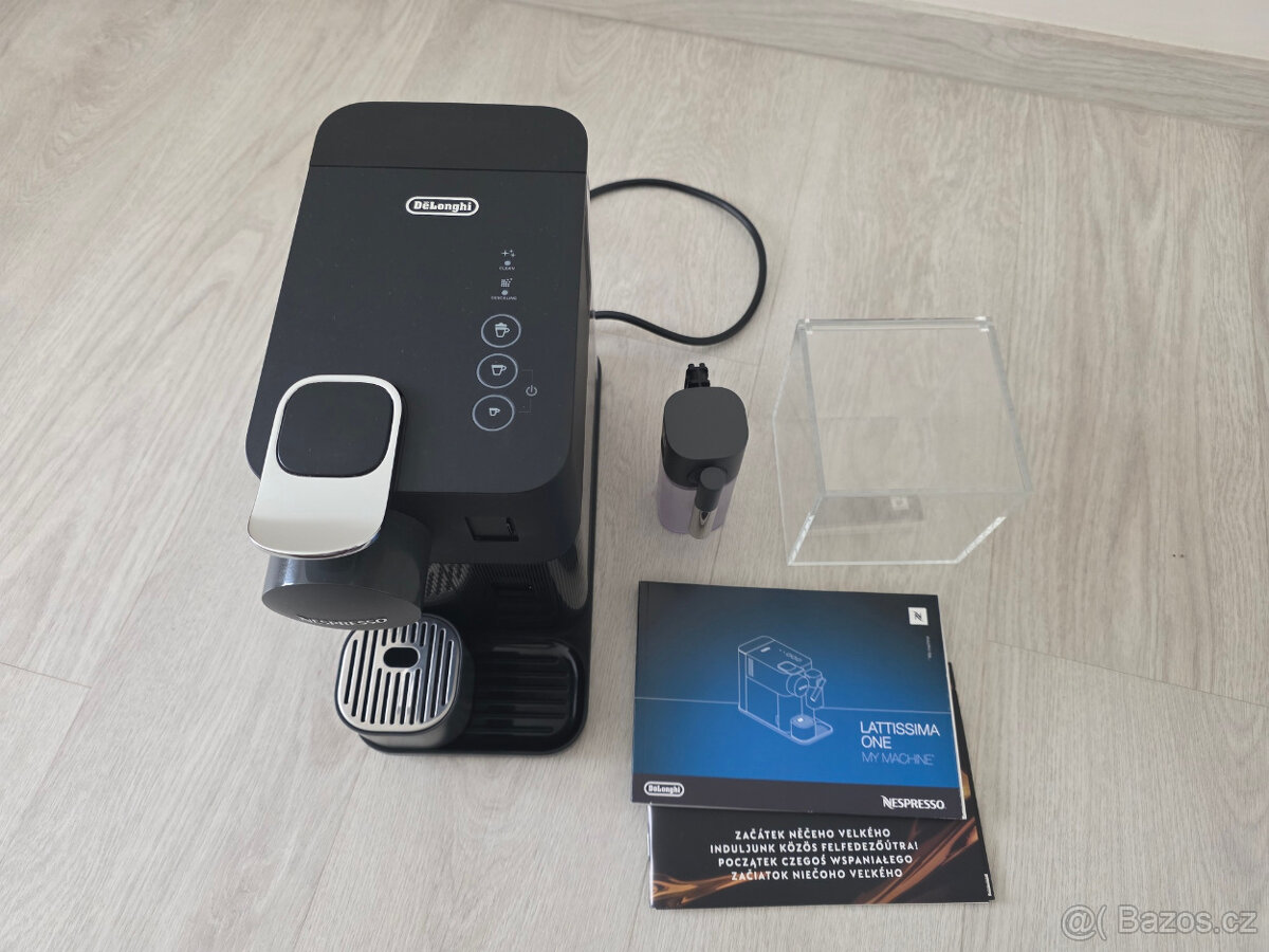 De'Longhi Lattissima One EN500.B + příslušenství a kapsle - 2
