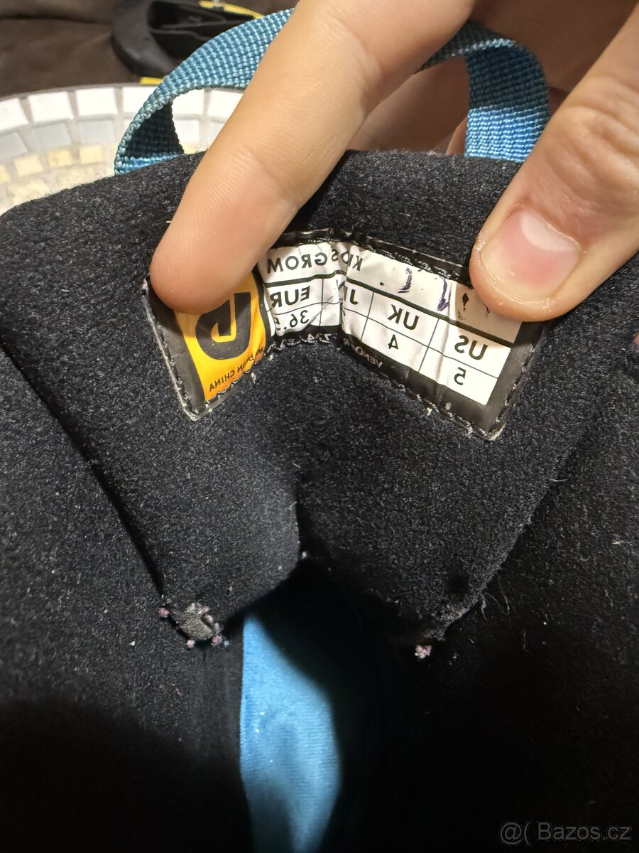 Snowboardové boty Burton/Juniorské – EUR 36.5 (US 5 / UK 4) - 2