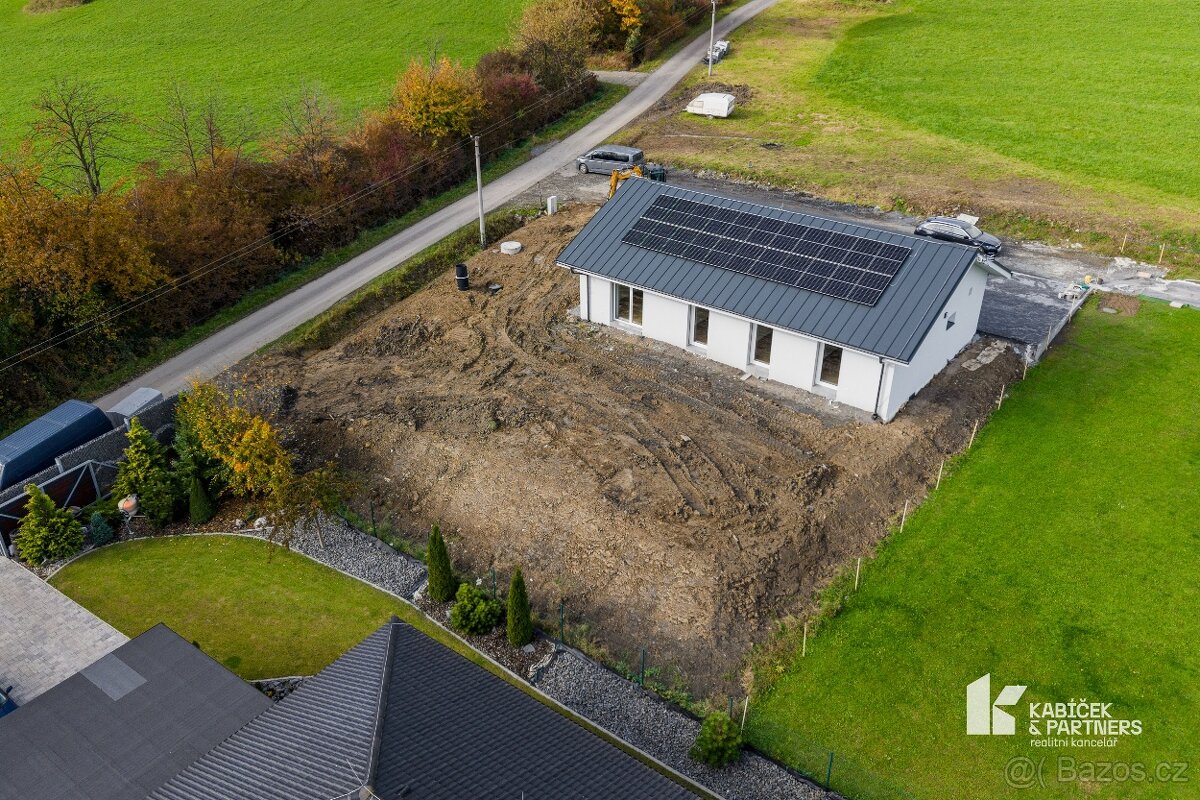 Prodej rodinného domu 120 m², pozemek 1002 m² - 2