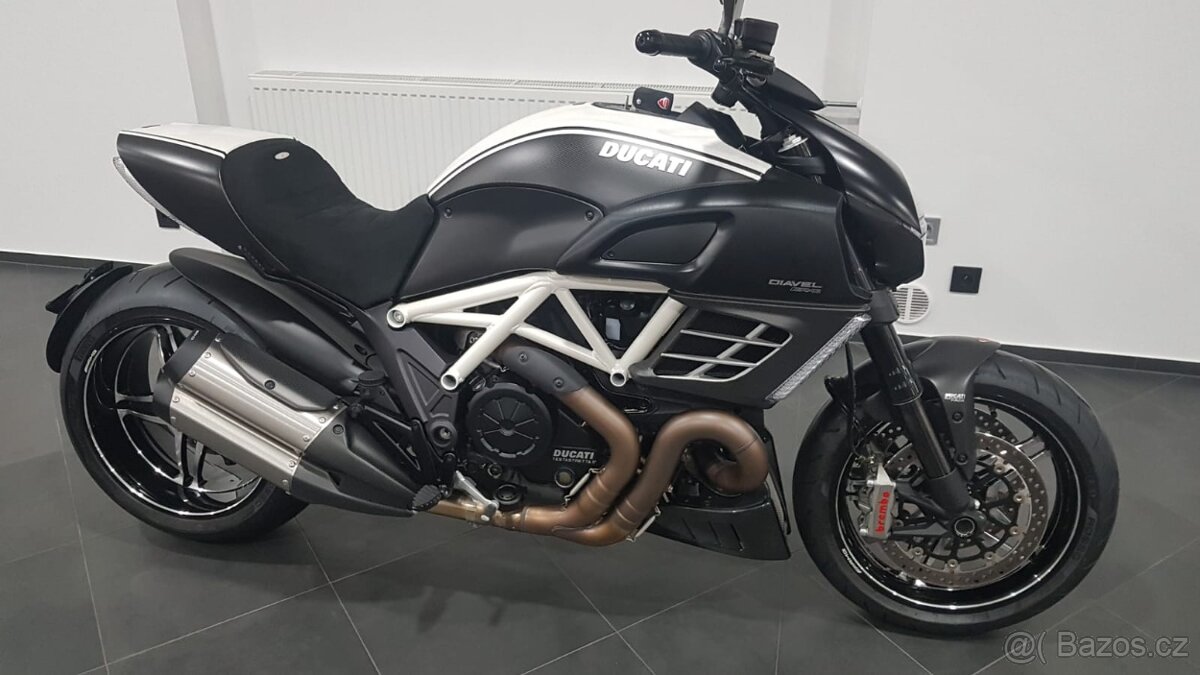 Ducati Diavel AMG SE - 2